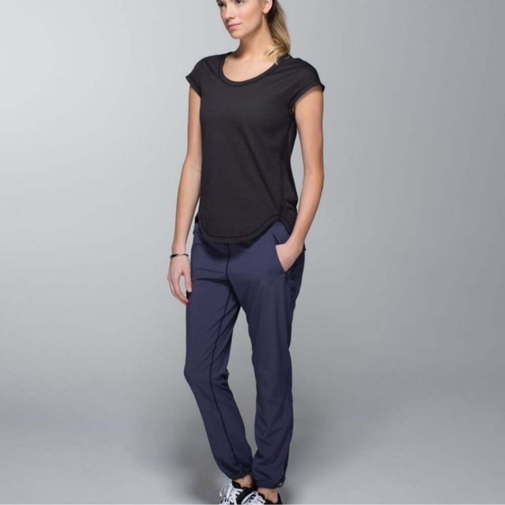 Lululemon runamuck tee